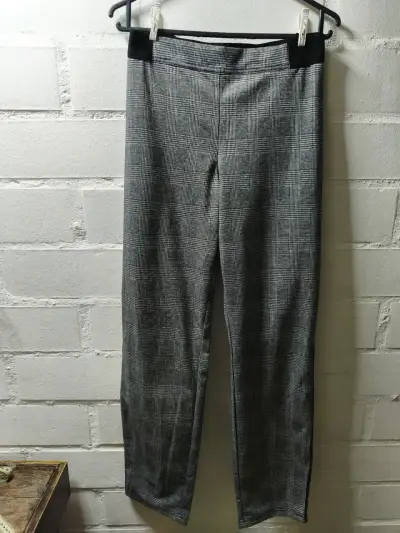 Pantalones de vestir a cuadros grises - miniatura 1