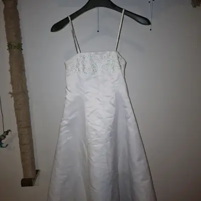 Vestido de Primera Comunión con Bolero Blanco - miniatura 3