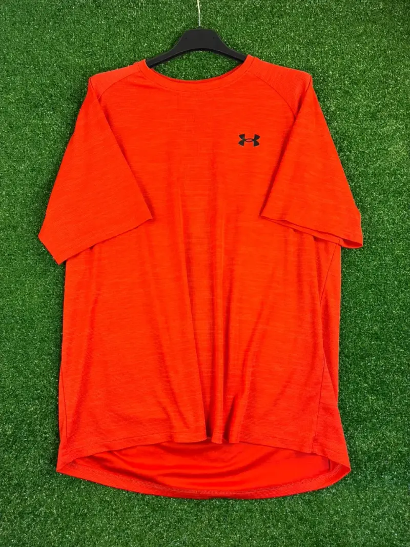 Polera deportiva Under Armour naranja para hombre - 1