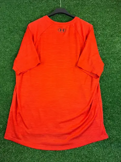 Polera deportiva Under Armour naranja para hombre - miniatura 4