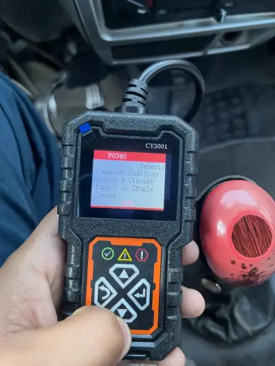 Escáner Automotriz OBD2 CY3001 Portátil - miniatura 2