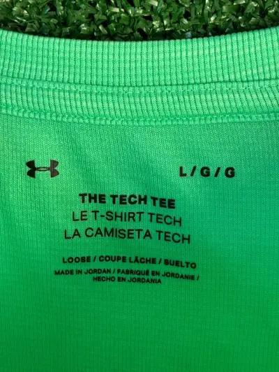 Polera Deportiva Verde Under Armour - miniatura 2