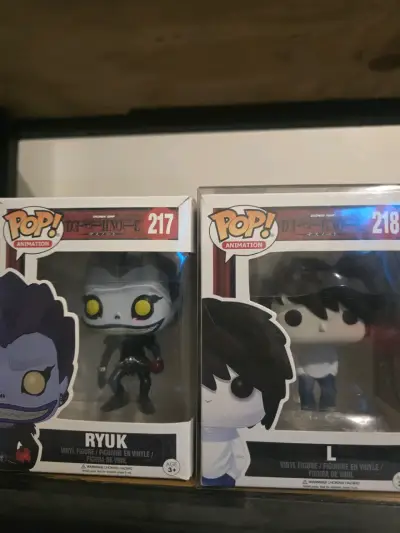 Figuras Funko Pop de colección variadas - miniatura 1