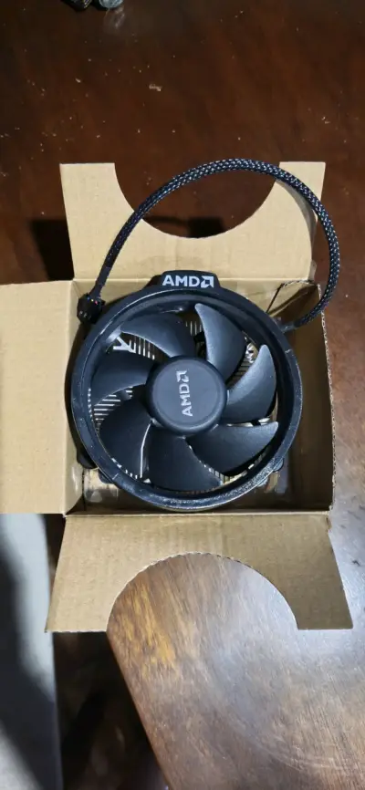 Procesador AMD Ryzen 5 2600X con ventilador - miniatura 3