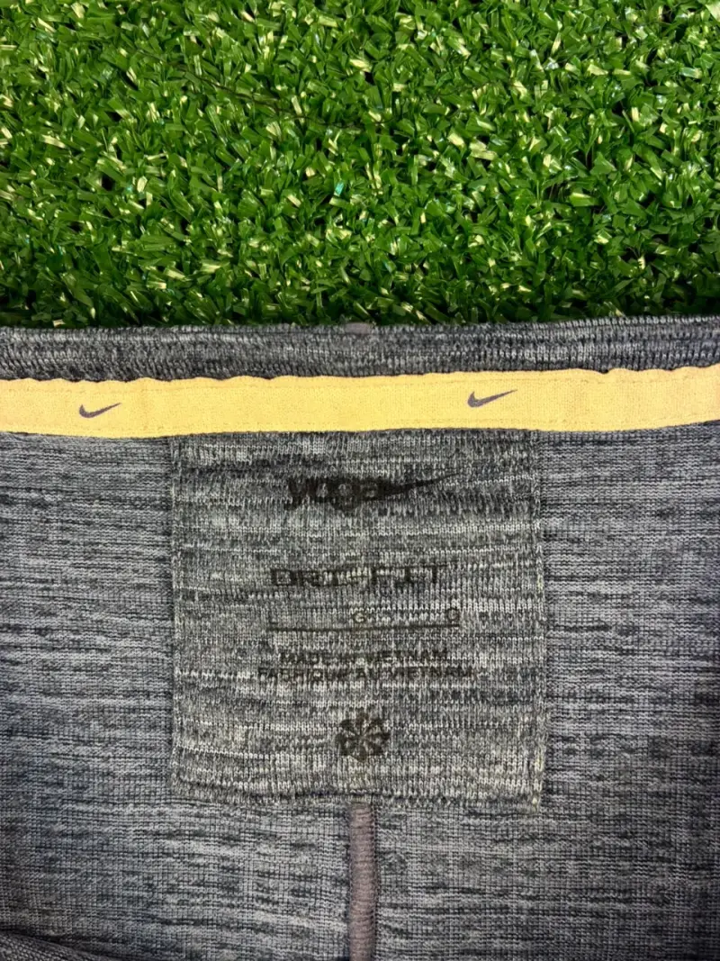 Polera deportiva gris manga larga Nike para hombre - 2