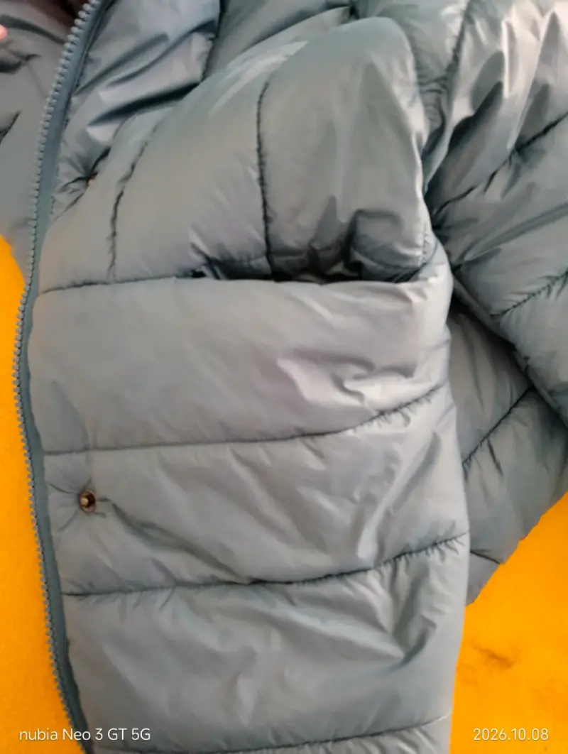 Parka  color petróleo talla 6 años - 4