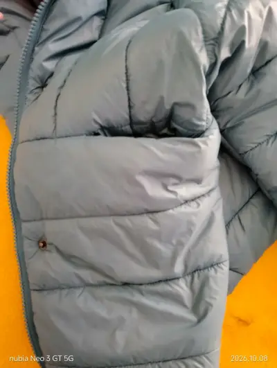 Parka  color petróleo talla 6 años - miniatura 4