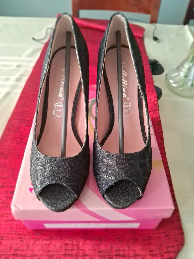 Zapatos de Tacón Peep Toe Negros Celina - 2