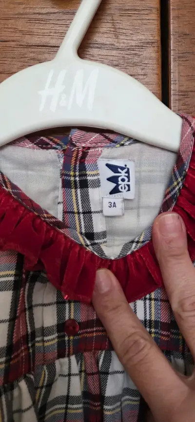 Vestido infantil a cuadros rojo y blanco 3 años - miniatura 5