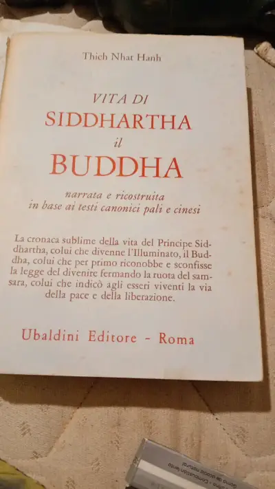 Libro 'Vita di Siddhartha il Buddha' de Thich Nhat Hanh - miniatura 1