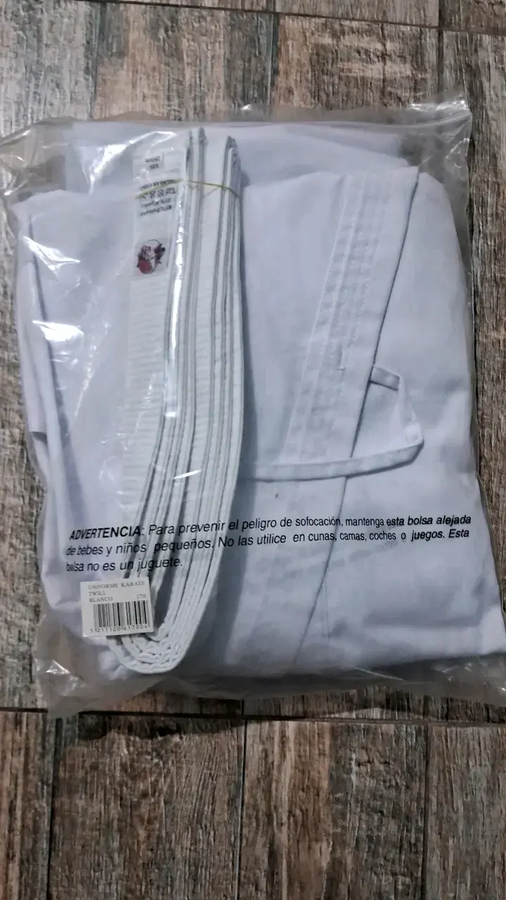 Karategi blanco para karate Okami - 2