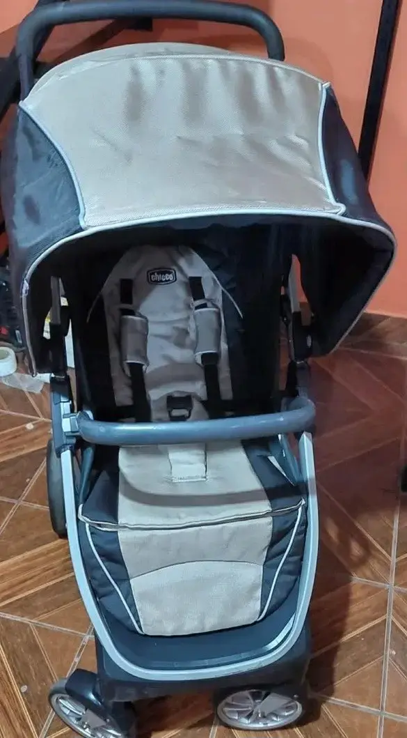 Coche de bebé Chicco Bravo plegable - 2