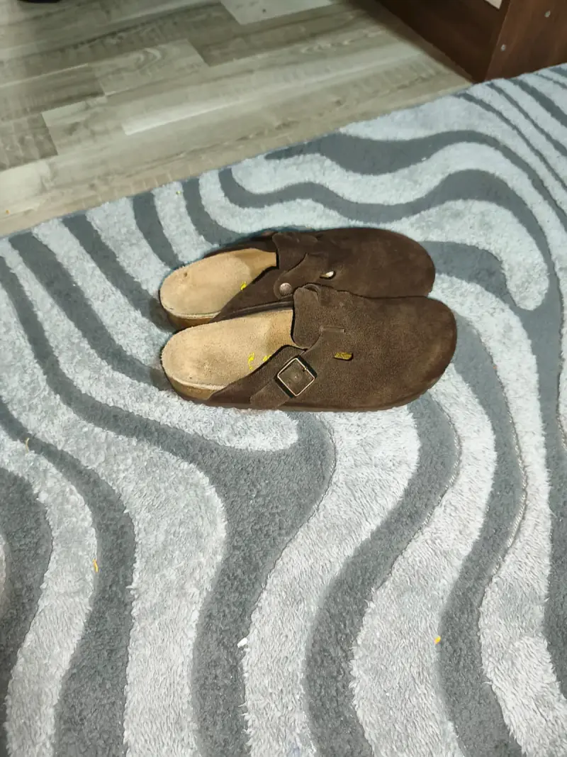 Zuecos birkenstock bosto gamuza marrón con hebilla - 3