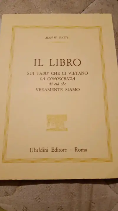 Libro 'Il Libro' de Alan W. Watts en italiano - miniatura 2