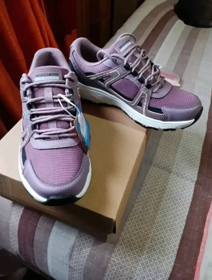 Zapatillas deportivas moradas Skechers para mujer