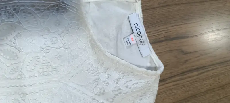 Vestido de encaje blanco elegante - 4