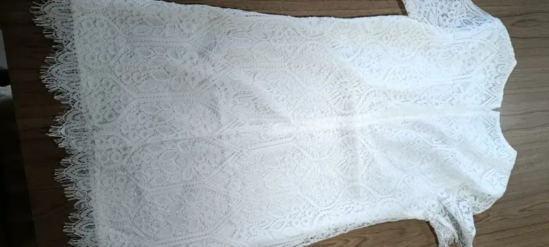Vestido de encaje blanco elegante - 5