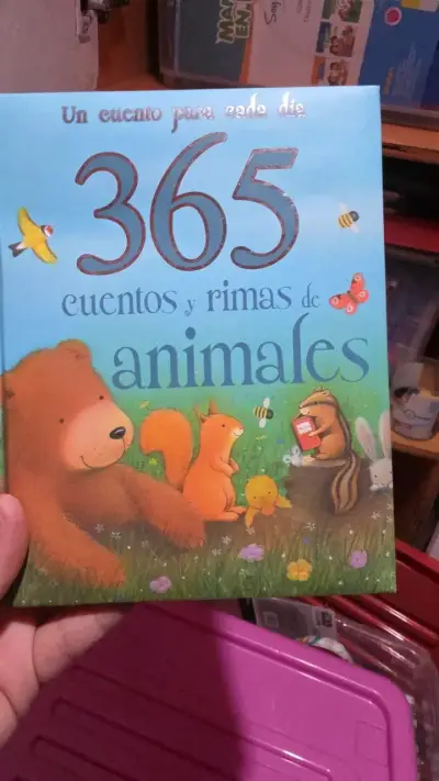 Libro 365 Cuentos y Rimas de Animales para Niños - miniatura 1