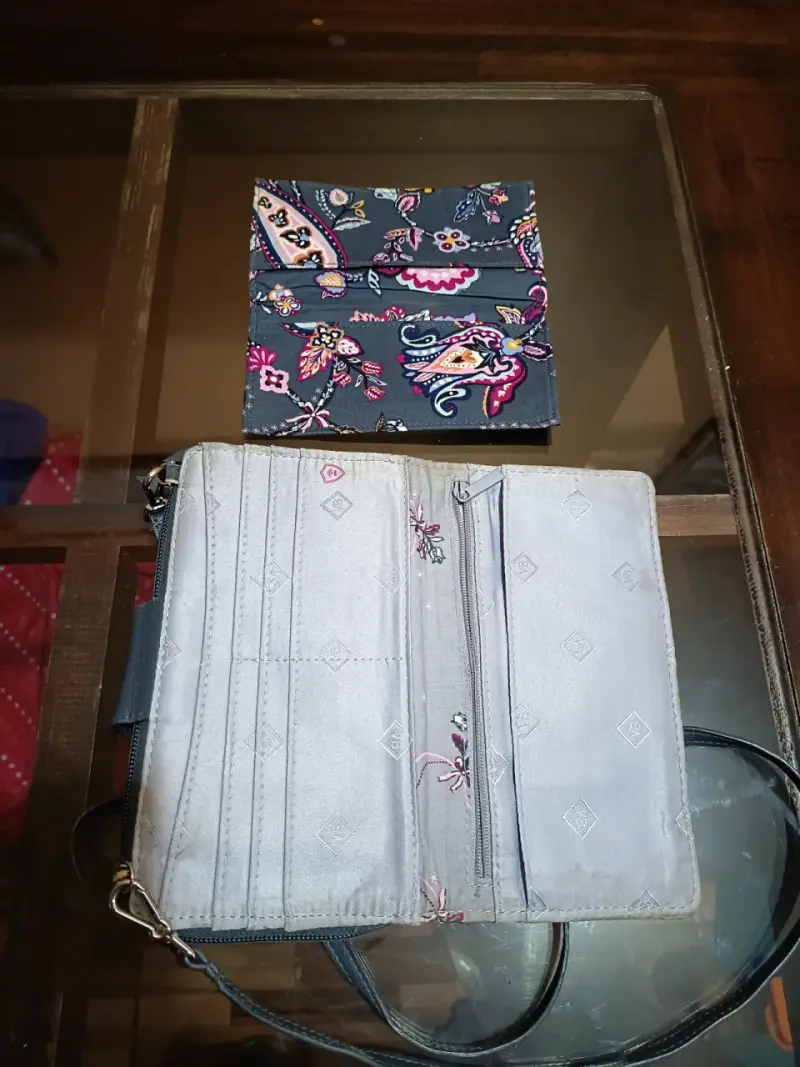 Cartera Vera Bradley cruzada estampada floral - 2