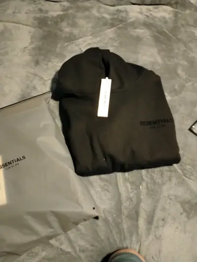 Polerón Essentials Fear of God negro unisex - miniatura 4