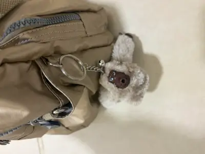 Bolso de hombro dorado - miniatura 3