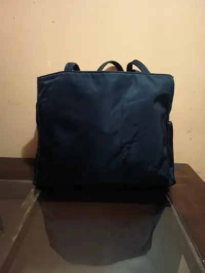 Bolso de mano negro GAP con cierre - miniatura 1