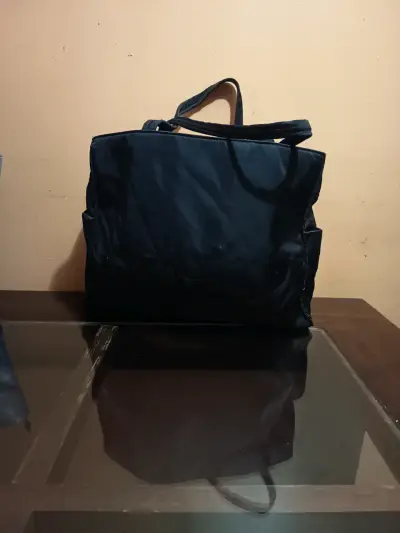 Bolso de mano negro GAP con cierre - miniatura 2