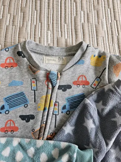 Lote de pijamas de polar para bebé - miniatura 3