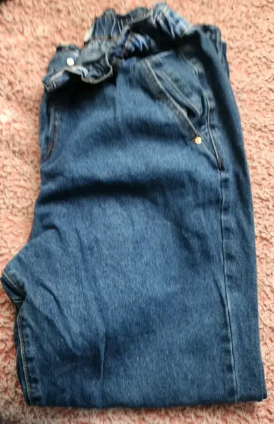 Jeans de mezclilla para mujer en varios colores - miniatura 5