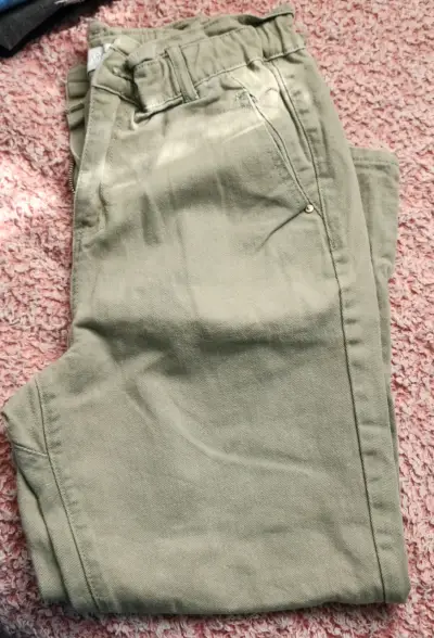 Jeans de mezclilla para mujer en varios colores - miniatura 6