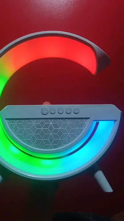 Parlante Bluetooth con luces LED multicolor - miniatura 1