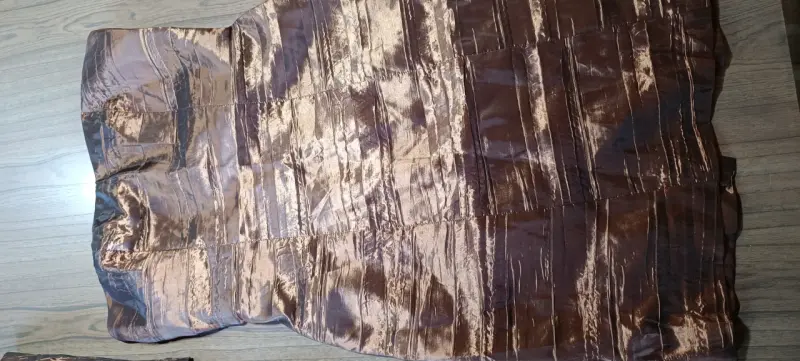 Vestido de cóctel dorado con bolero - 4