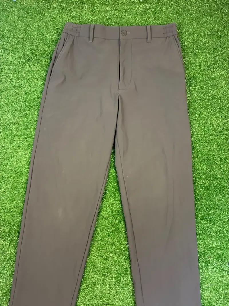 Pantalón Uniqlo Hombre Talla S (27-30) - Gris Oscu - 6