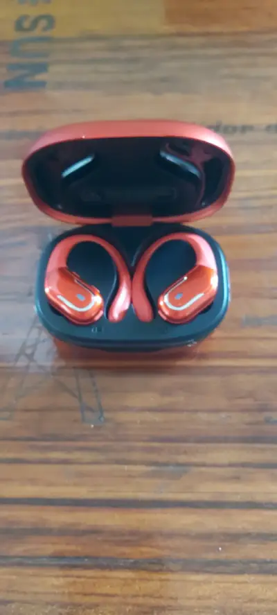 Audífonos inalámbricos deportivos Lifebee rojos - miniatura 2