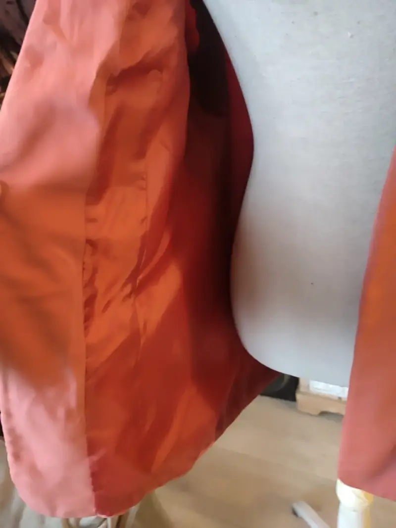 Blazer rosado salmón  con detalles bordados - 6