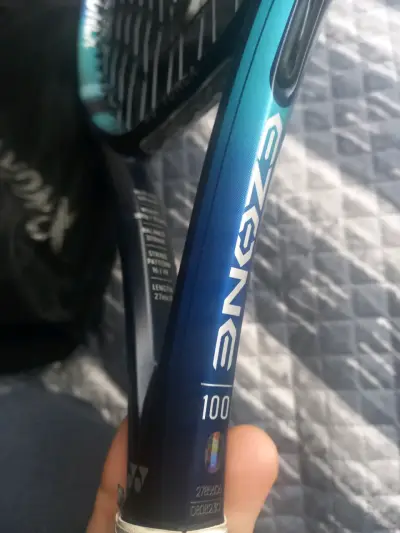 Raqueta de Tenis Yonex Ezone 100 con Funda - miniatura 1