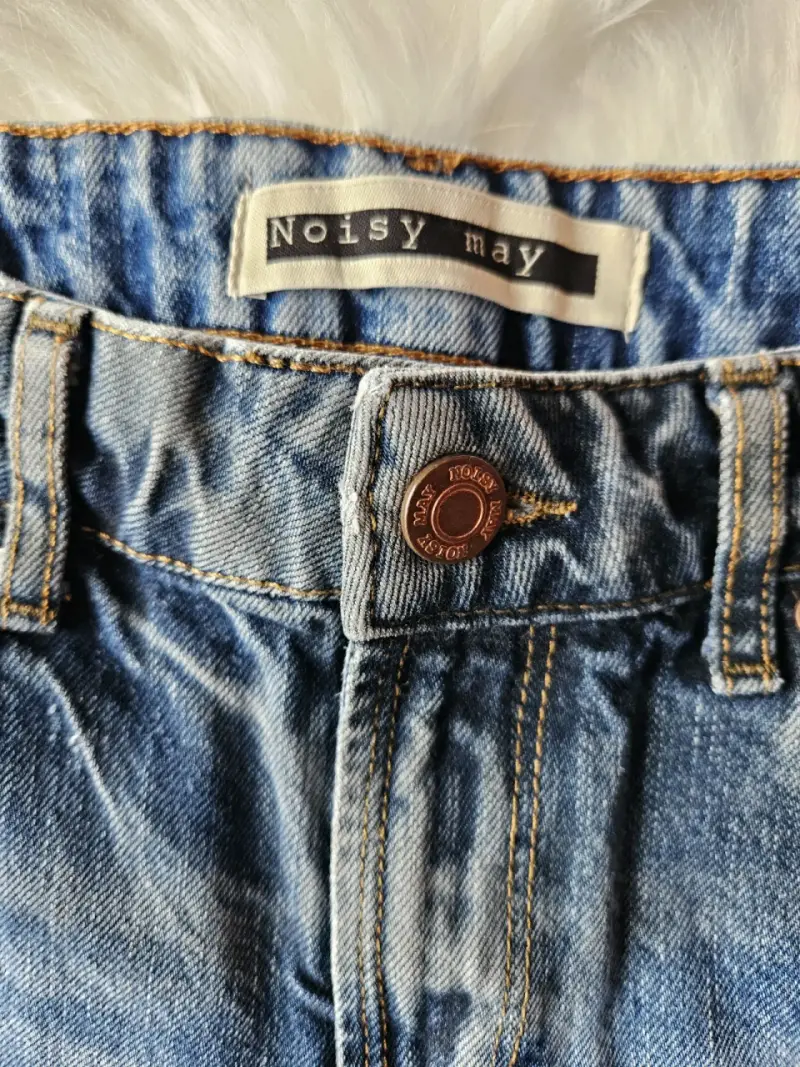 Shorts de mezclilla Noisy May desgastados - 3