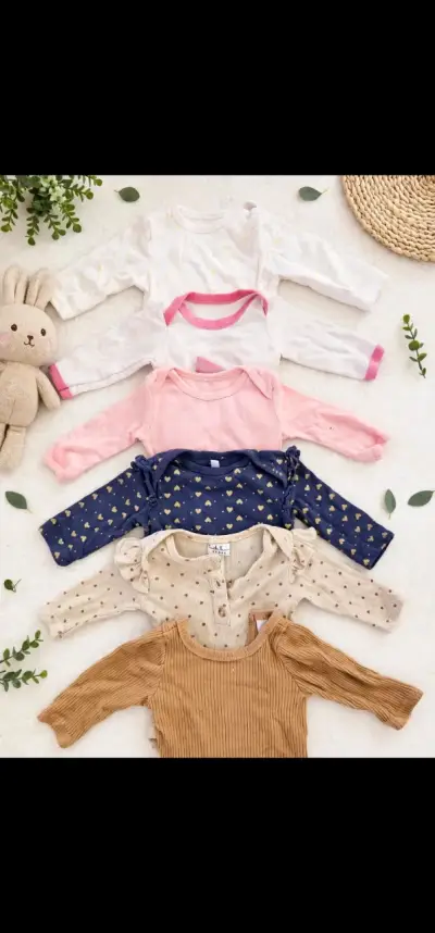 Conjunto de bodys para bebé 3 meses - miniatura 1