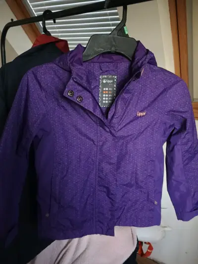 Chaqueta impermeable morada para niños Uppii - miniatura 1