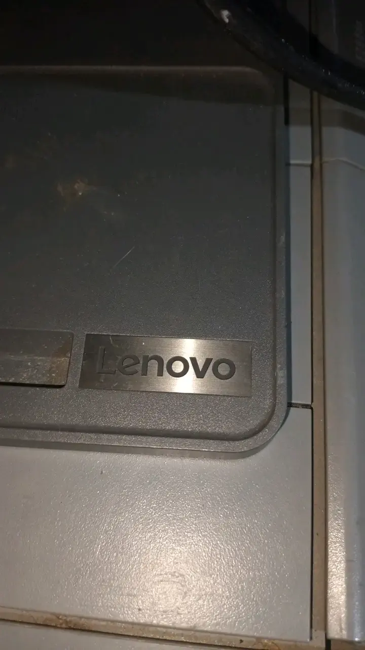 Monitor Lenovo L27e-30 27 pulgadas Full HD - 3