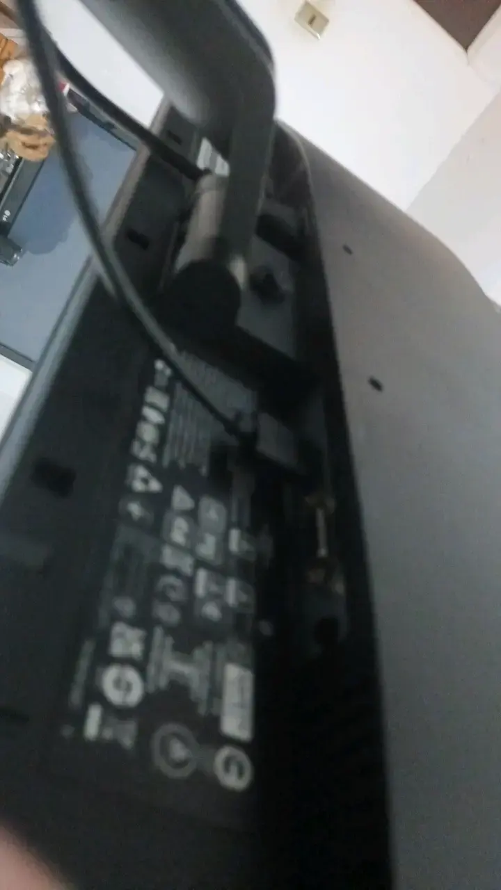 Monitor Lenovo L27e-30 27 pulgadas Full HD - 5