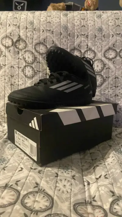 Zapatillas de Fútbol Adidas F50 talla 32.5 - miniatura 1