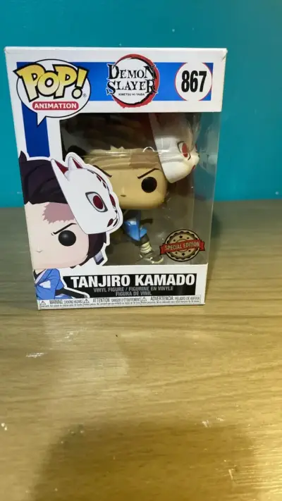 Figura Funko Pop Tanjiro Kamado Demon Slayer - miniatura 1