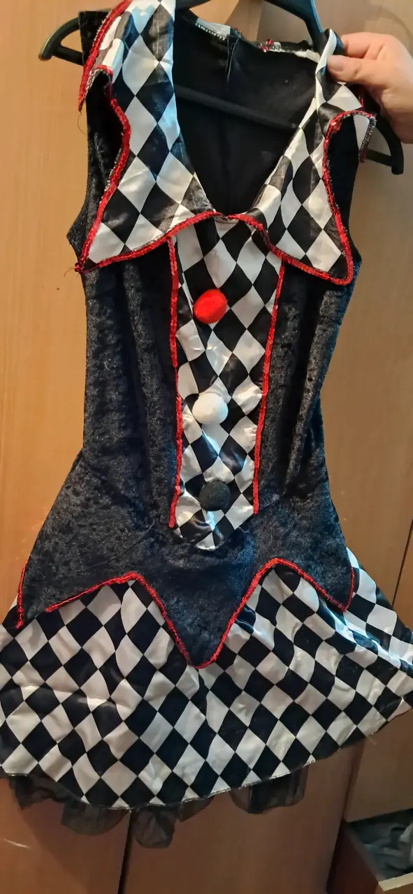 Disfraz para mujer con diseño a cuadros