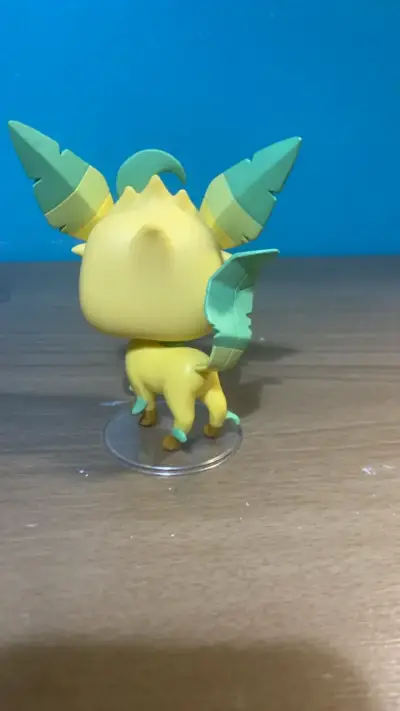 Figura Funko Pop Leafeon Pokémon - miniatura 3