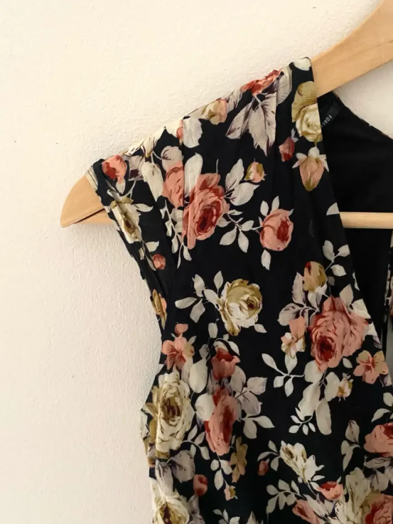 Vestido Floral Negro Forever 21 - 2