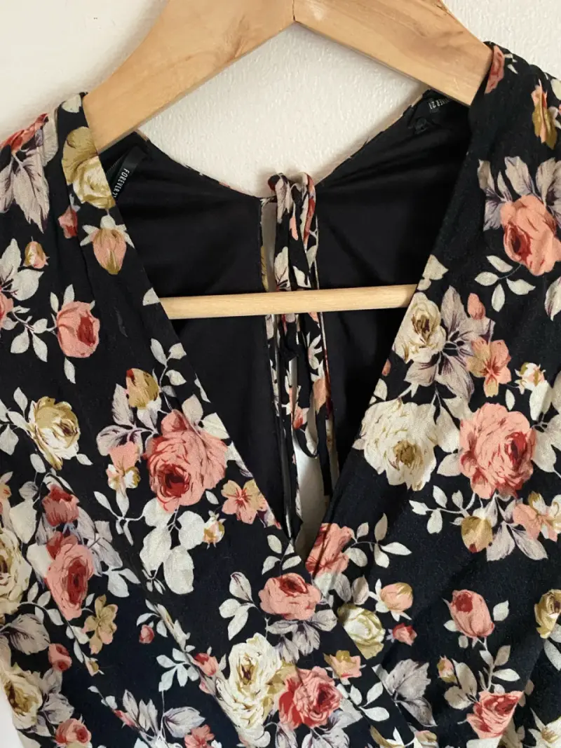 Vestido Floral Negro Forever 21 - 3