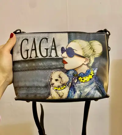 Cartera de mano con diseño ilustrado Gaga - miniatura 3