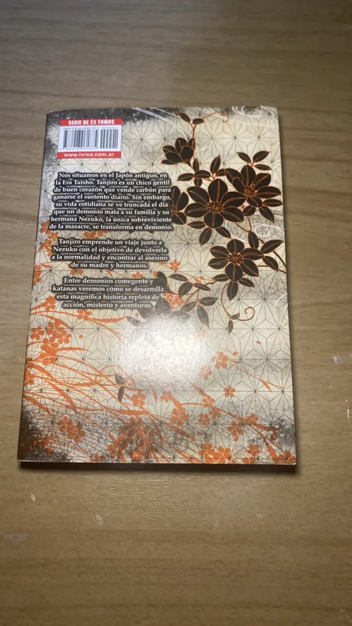 Manga Demon Slayer Volumen 1 de Koyoharu Gotouge - 2