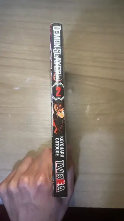 Manga Demon Slayer Kimetsu No Yaiba Volumen 2 - miniatura 3